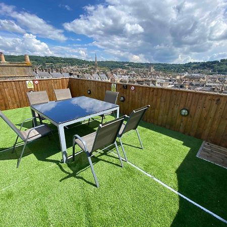 Bath Roof Terrace Apartment, City Centre, Sleeps Up To 8 Kültér fotó